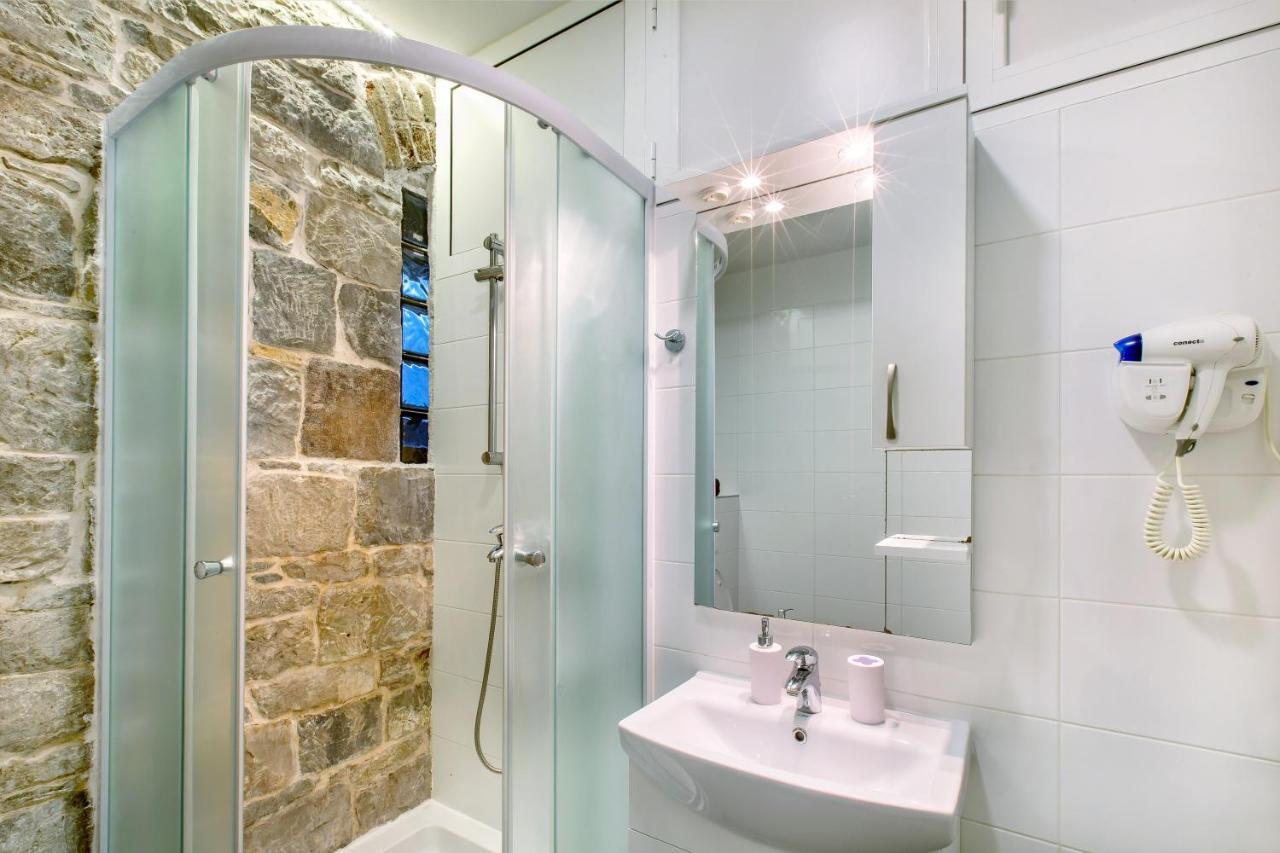 Summer Stone Pleasure Split Exterior foto